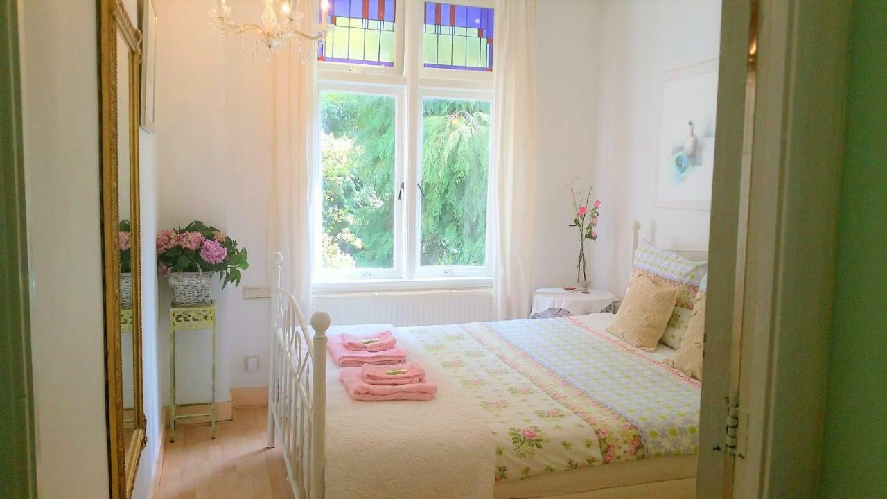 B&B Romantic Rooms Central Хаарлем Екстериор снимка